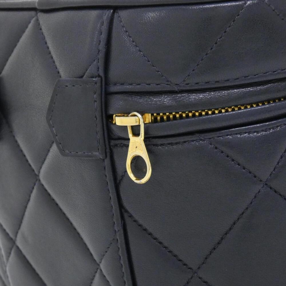 CHANEL Bag - Picture 4 of 9